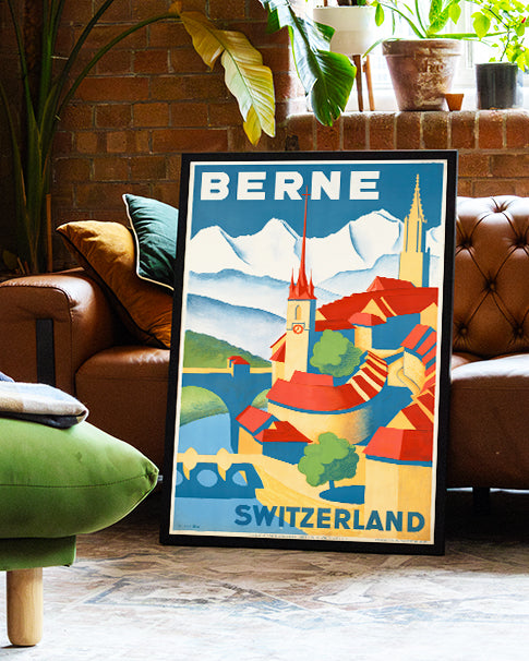 Vintage Bern Schweiz Poster – Alpen & Altstadt Poster – FineArt Wandbild, moderne Kunst & Fine Art Print von Spawnd, handgefertigt & Made in Germany