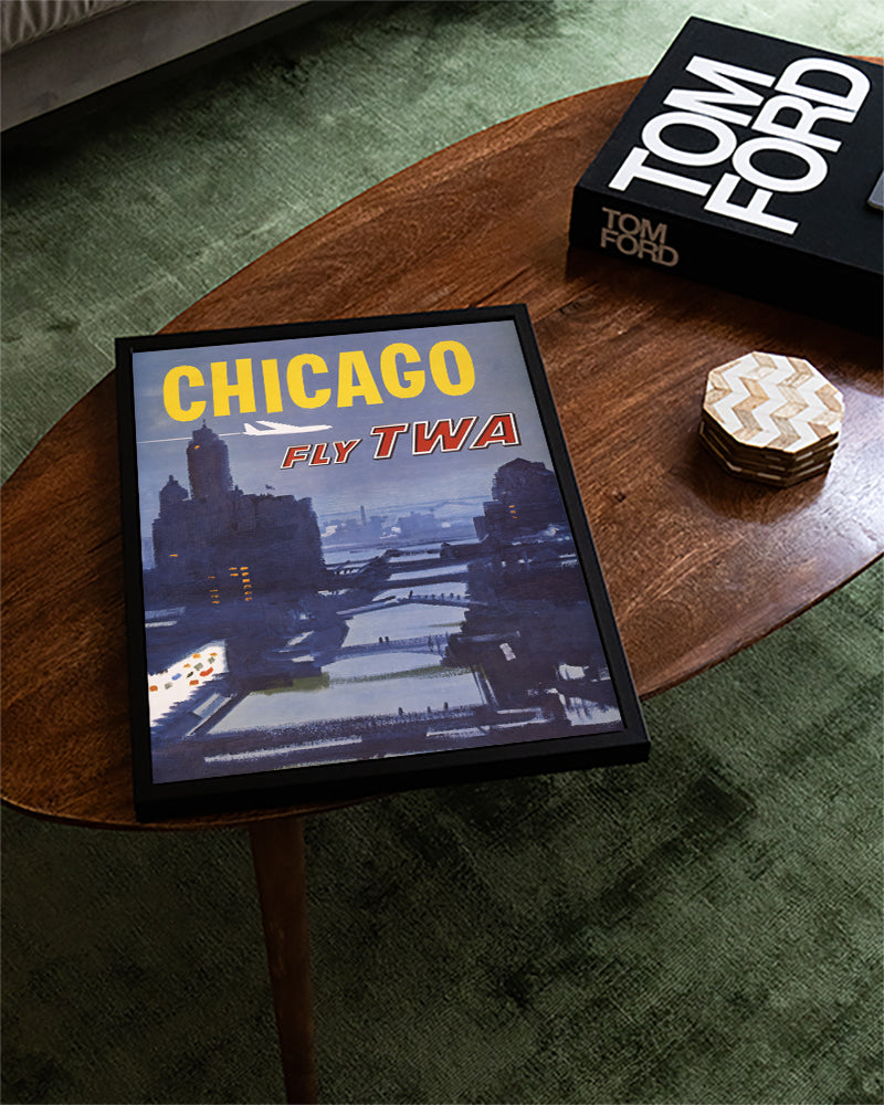 Vintage Chicago Skyline Flugreise Poster – Chicago Fly TWA Poster – FineArt Wandbild, moderne Kunst & Fine Art Print von Spawnd, handgefertigt & Made in Germany