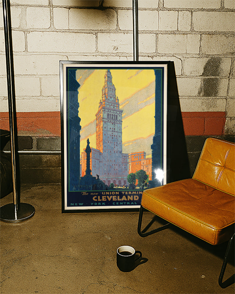 Vintage Cleveland USA Poster – Union Terminal Bahnhof Poster – FineArt Wandbild, moderne Kunst & Fine Art Print von Spawnd, handgefertigt & Made in Germany