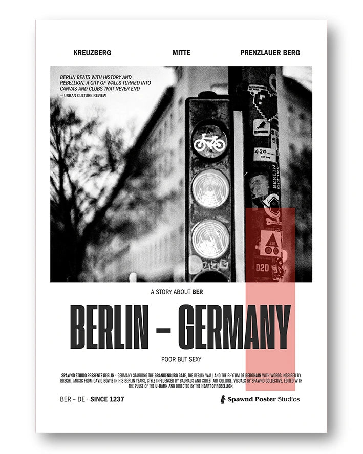 Berlin Poster – FineArt Wandbild, moderne Kunst & Fine Art Print von Spawnd, handgefertigt & Made in Germany