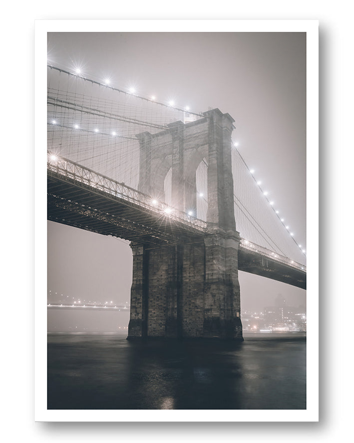 Brooklyn bridge Poster – FineArt Wandbild, moderne Kunst & Fine Art Print von Spawnd, handgefertigt & Made in Germany