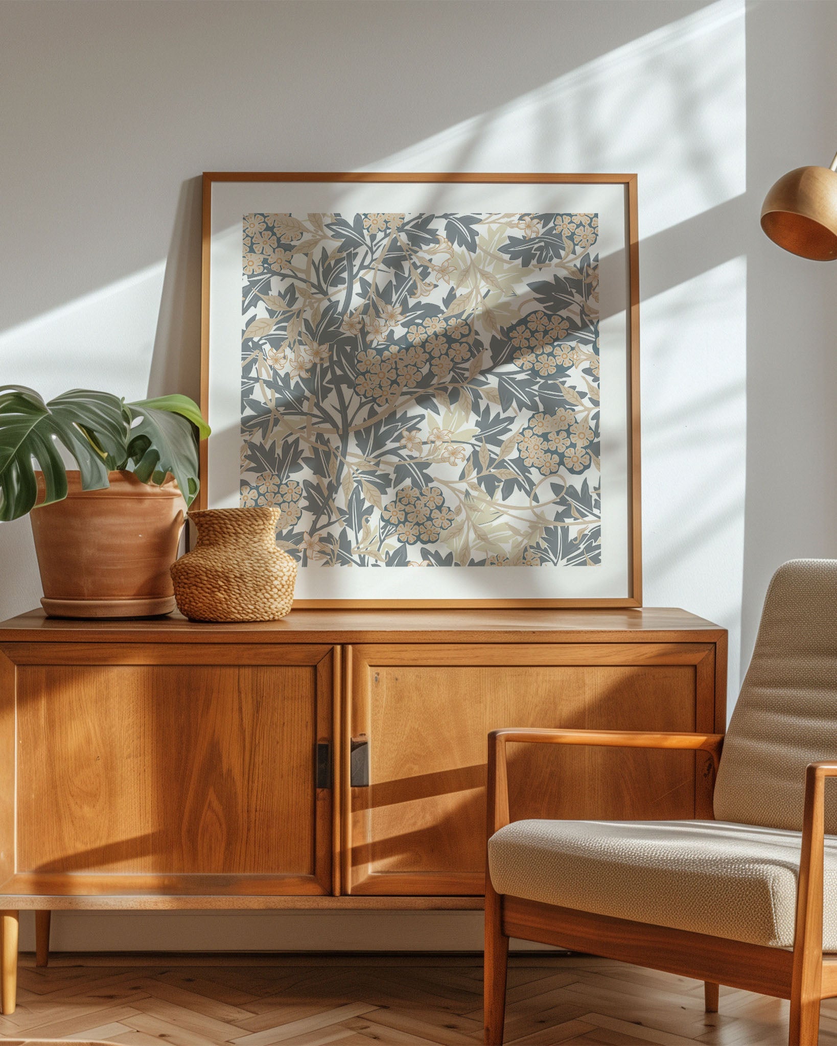 Dusky Meadow Poster – FineArt Wandbild, moderne Kunst & Fine Art Print von Spawnd, handgefertigt & Made in Germany