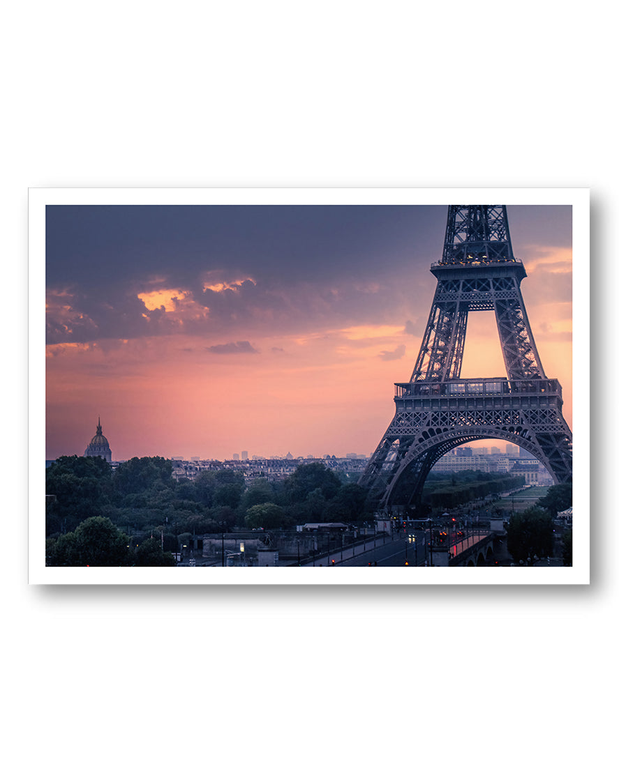 Eifeltower No3 Poster – FineArt Wandbild, moderne Kunst & Fine Art Print von Spawnd, handgefertigt & Made in Germany