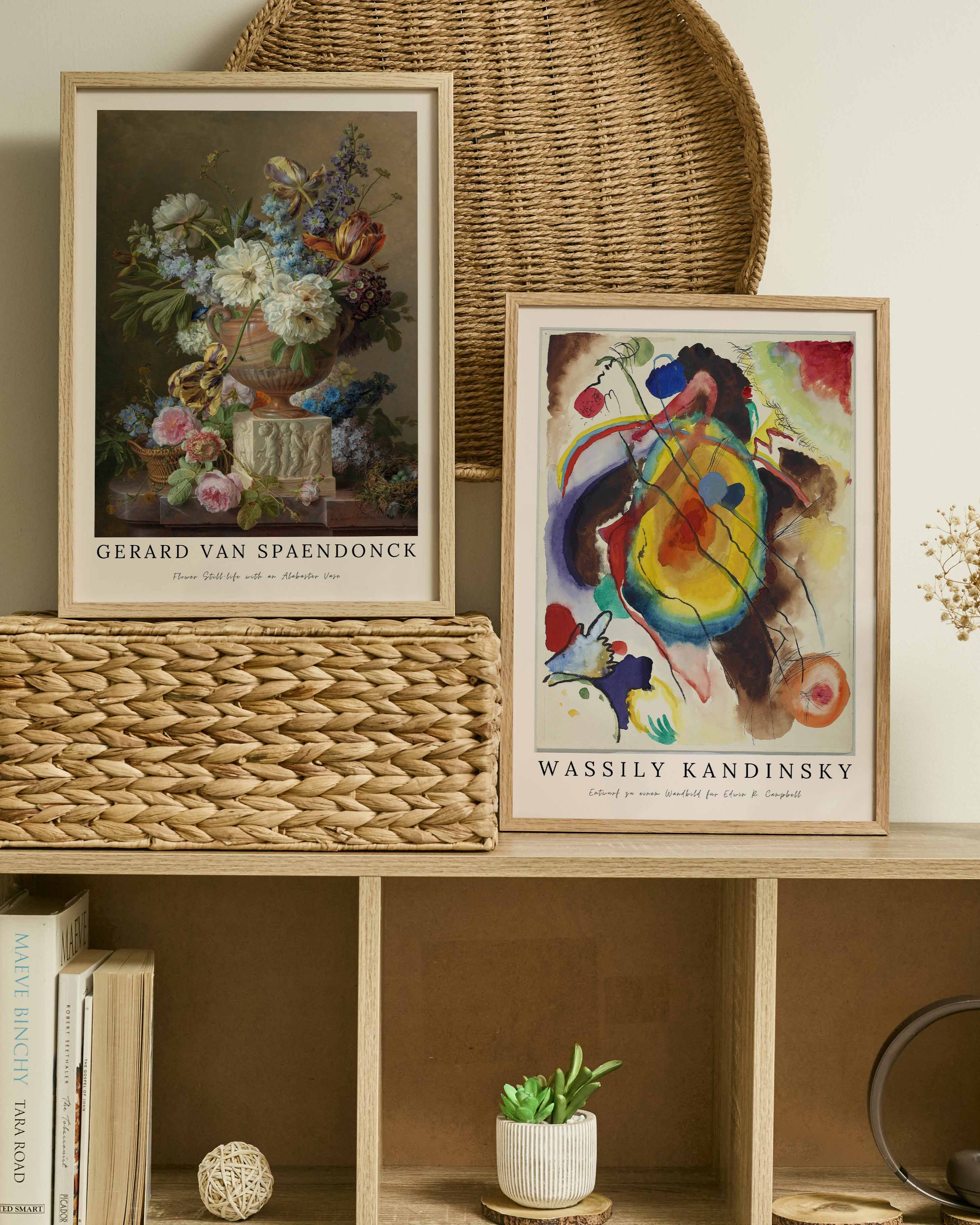 Flower Still-life with an Alabaster Vase Poster – FineArt Wandbild, moderne Kunst & Fine Art Print von Spawnd, handgefertigt & Made in Germany