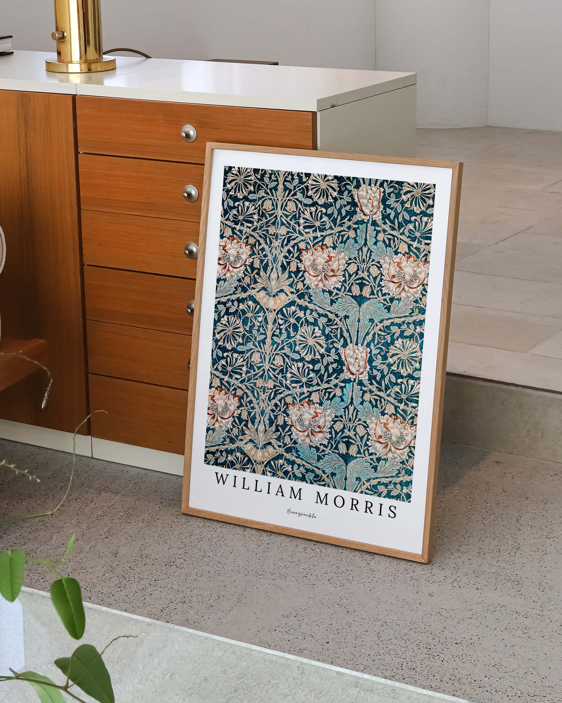 Honeysuckle Poster – FineArt Wandbild, moderne Kunst & Fine Art Print von Spawnd, handgefertigt & Made in Germany