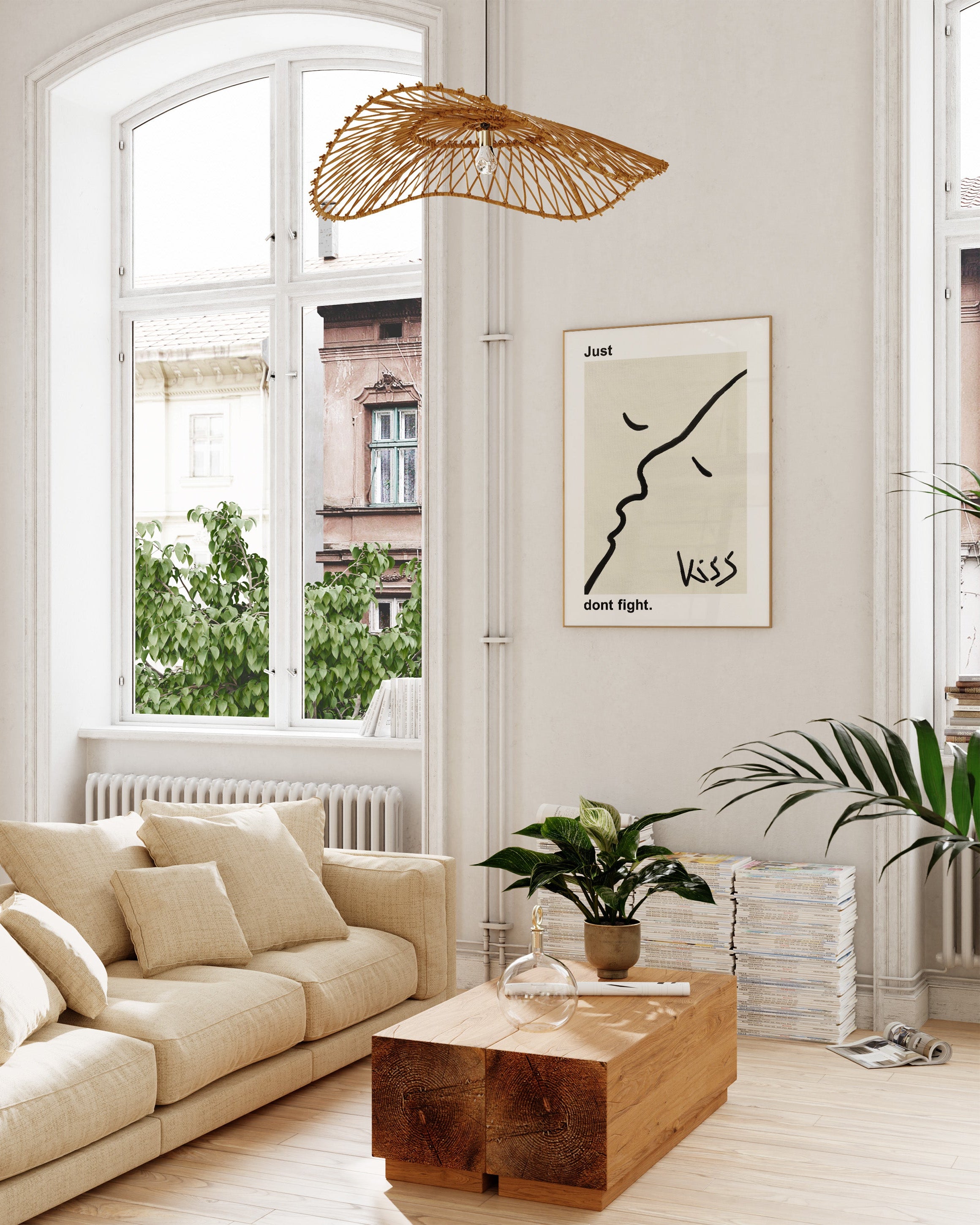 Just Kiss Poster im Wohnzimmer – Fine Art Print – Spawnd