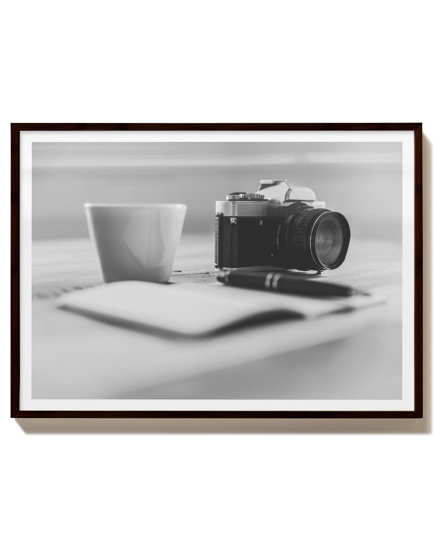 Kamera Poster – FineArt Wandbild, moderne Kunst & Fine Art Print von Spawnd, handgefertigt & Made in Germany