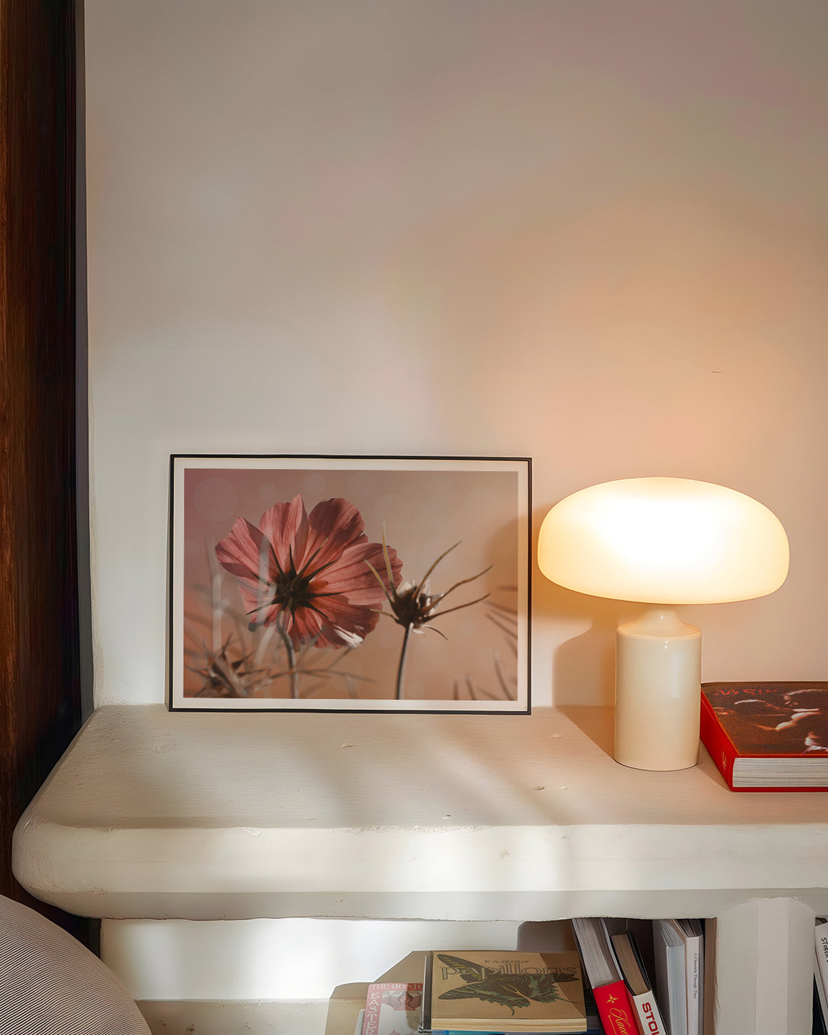 Lonely flower Poster – FineArt Wandbild, moderne Kunst & Fine Art Print von Spawnd, handgefertigt & Made in Germany