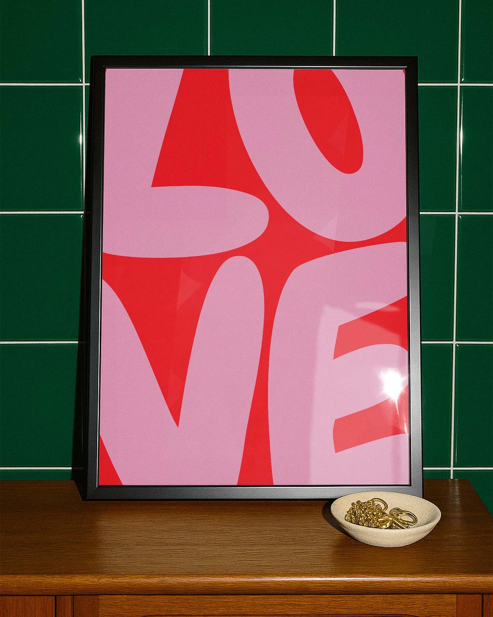 Love Poster – FineArt Wandbild, moderne Kunst & Fine Art Print von Spawnd, handgefertigt & Made in Germany