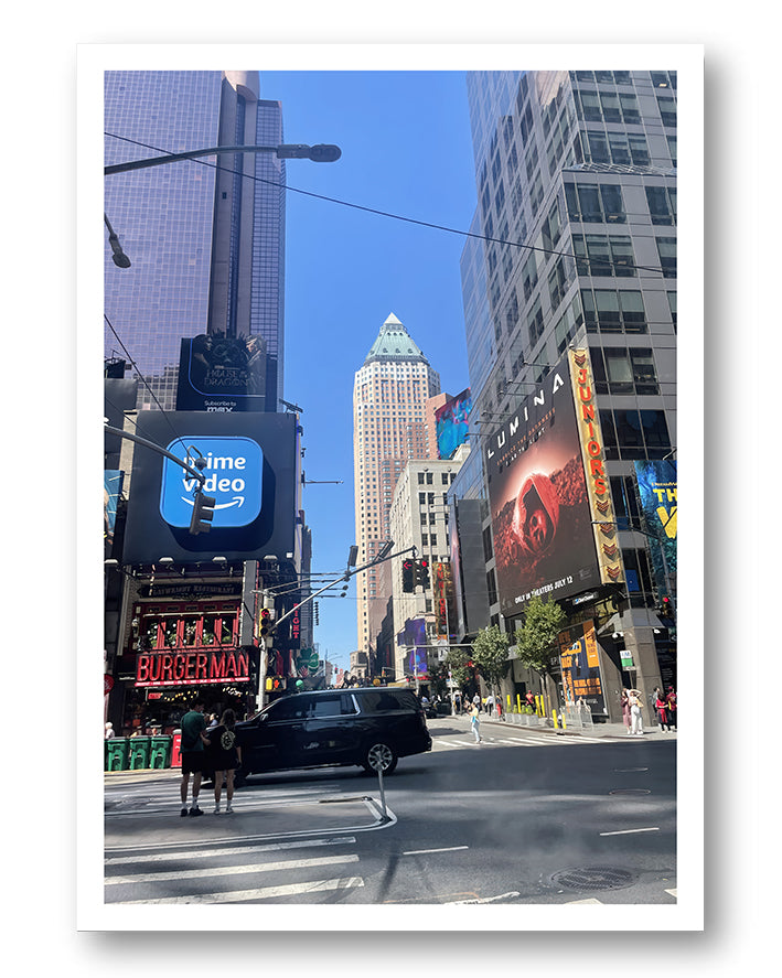 New York September 2024 Poster – FineArt Wandbild, moderne Kunst & Fine Art Print von Spawnd, handgefertigt & Made in Germany
