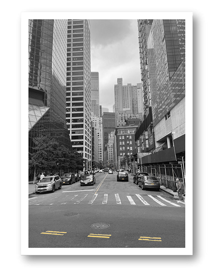 Smell of asphalt Poster – FineArt Wandbild, moderne Kunst & Fine Art Print von Spawnd, handgefertigt & Made in Germany