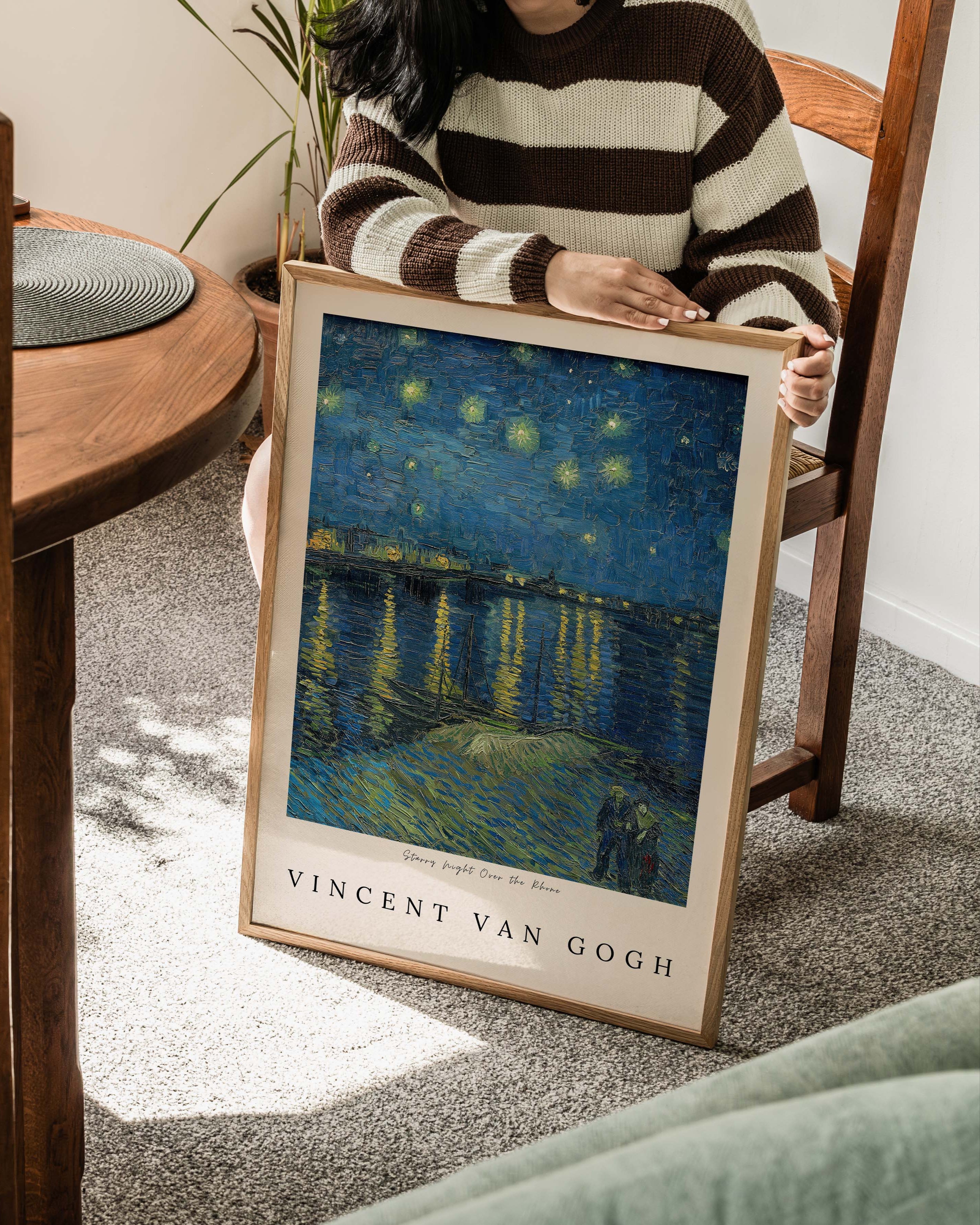 Starry Night over the Rhone Poster – FineArt Wandbild, moderne Kunst & Fine Art Print von Spawnd, handgefertigt & Made in Germany