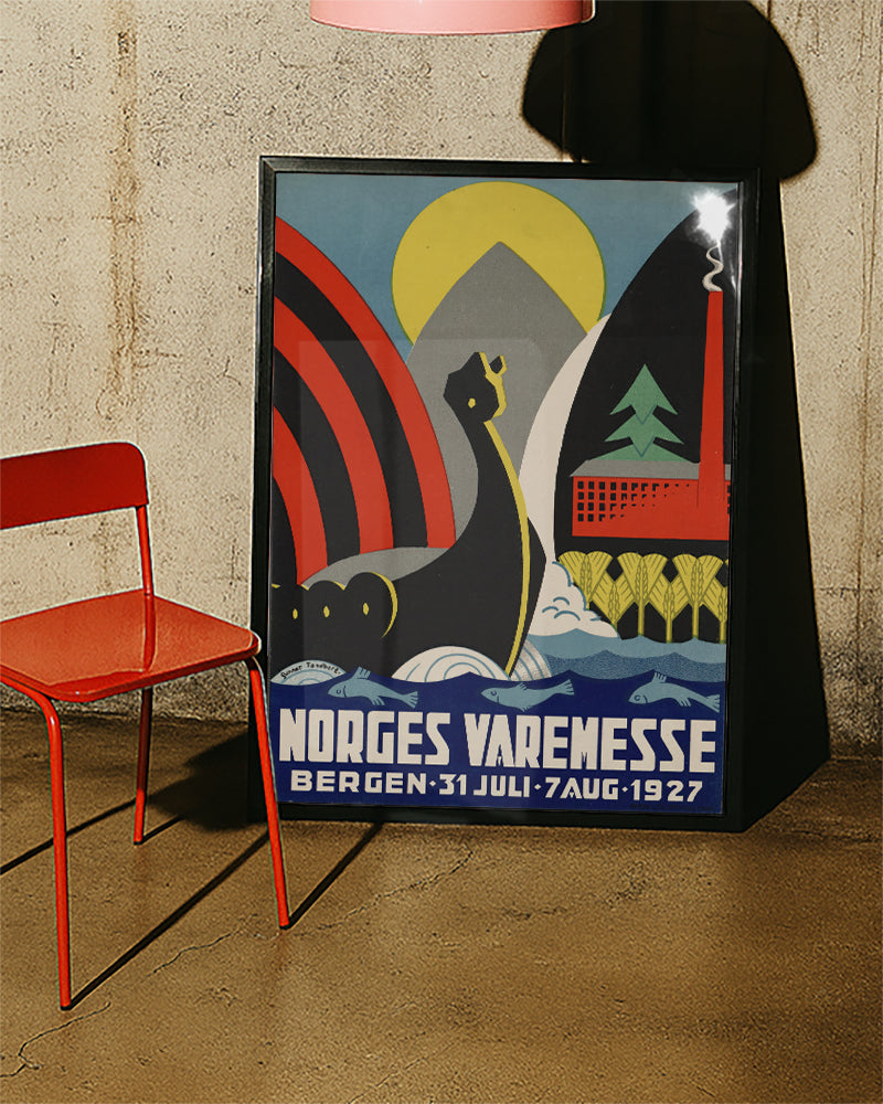 Vintage Bergen Norwegen Poster – Handelsmesse 1927 Poster – FineArt Wandbild, moderne Kunst & Fine Art Print von Spawnd, handgefertigt & Made in Germany