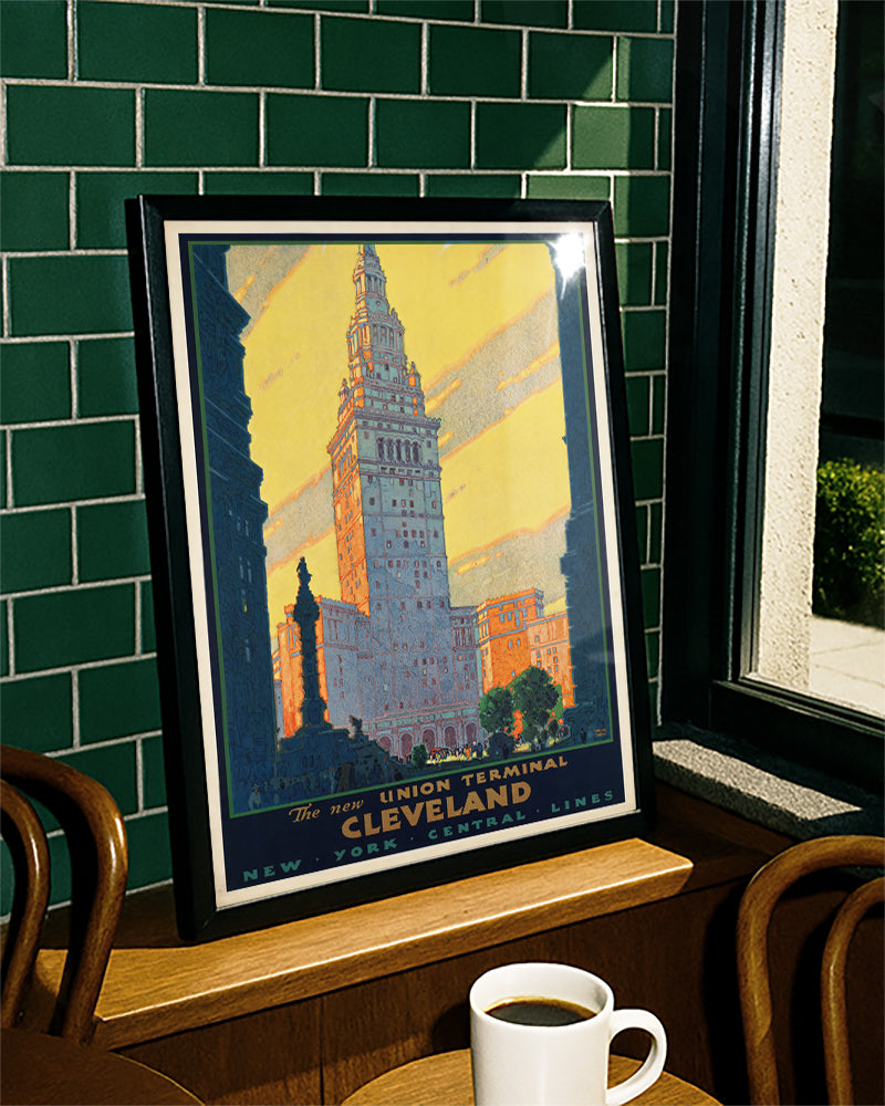 Vintage Cleveland USA Poster – Union Terminal Bahnhof Poster – FineArt Wandbild, moderne Kunst & Fine Art Print von Spawnd, handgefertigt & Made in Germany