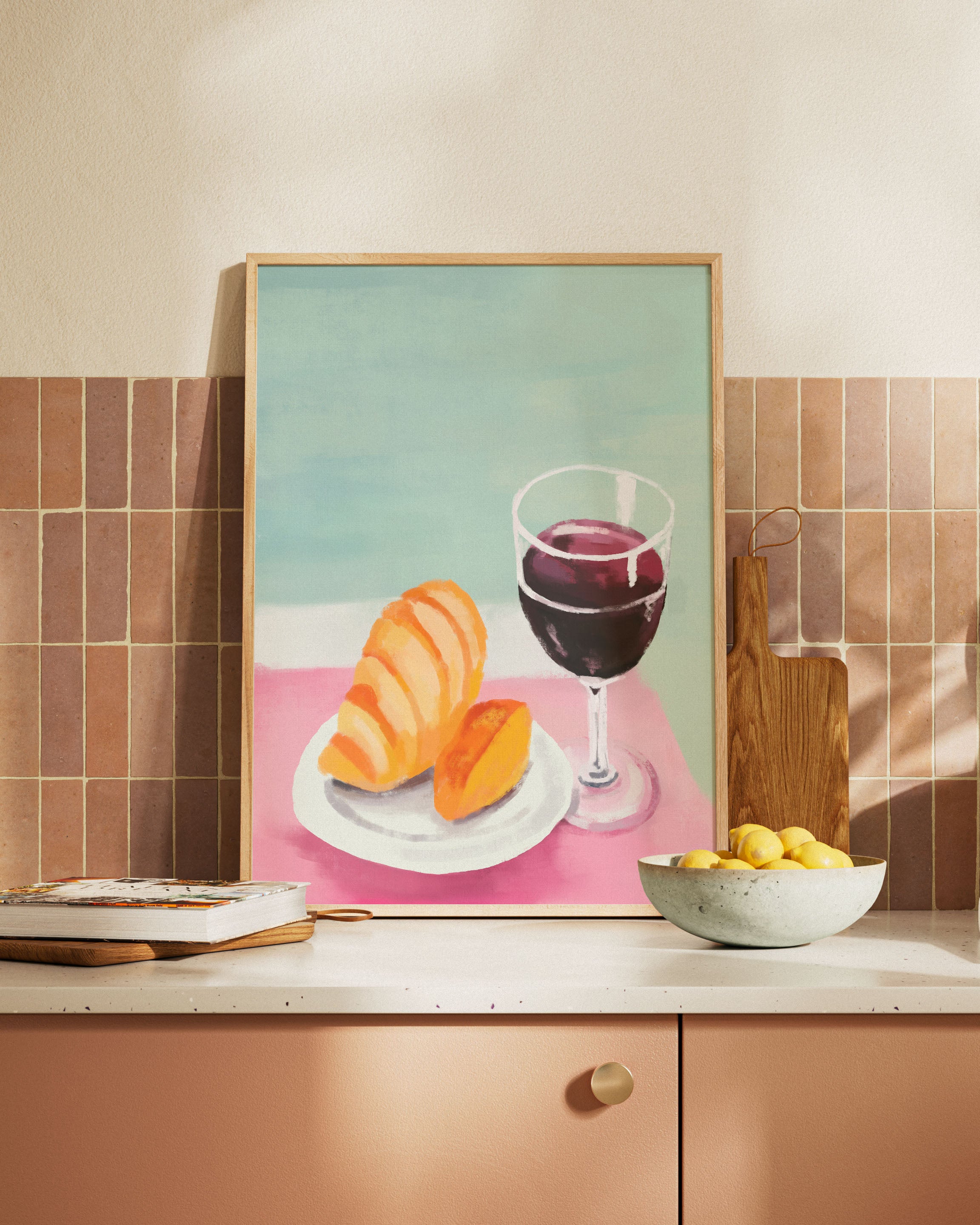 Croissant and Wine Poster – FineArt Wandbild, moderne Kunst & Fine Art Print von Spawnd, handgefertigt & Made in Germany