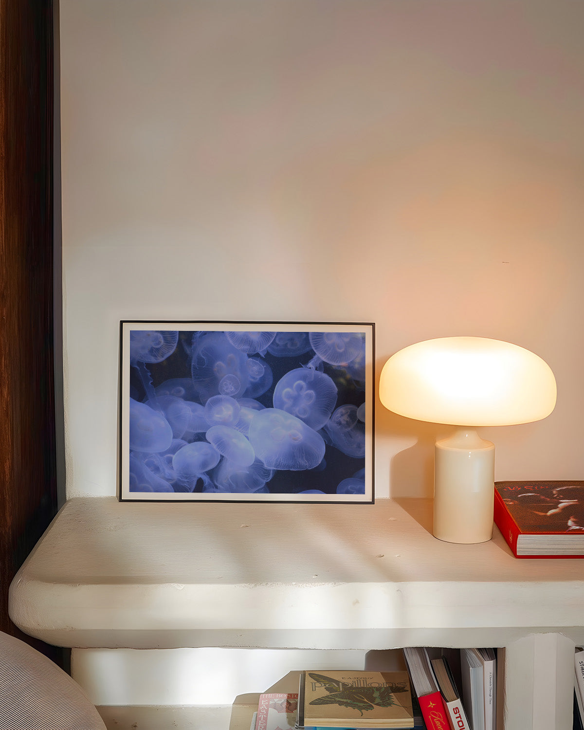 Glowing in the dark Poster – FineArt Wandbild, moderne Kunst & Fine Art Print von Spawnd, handgefertigt & Made in Germany