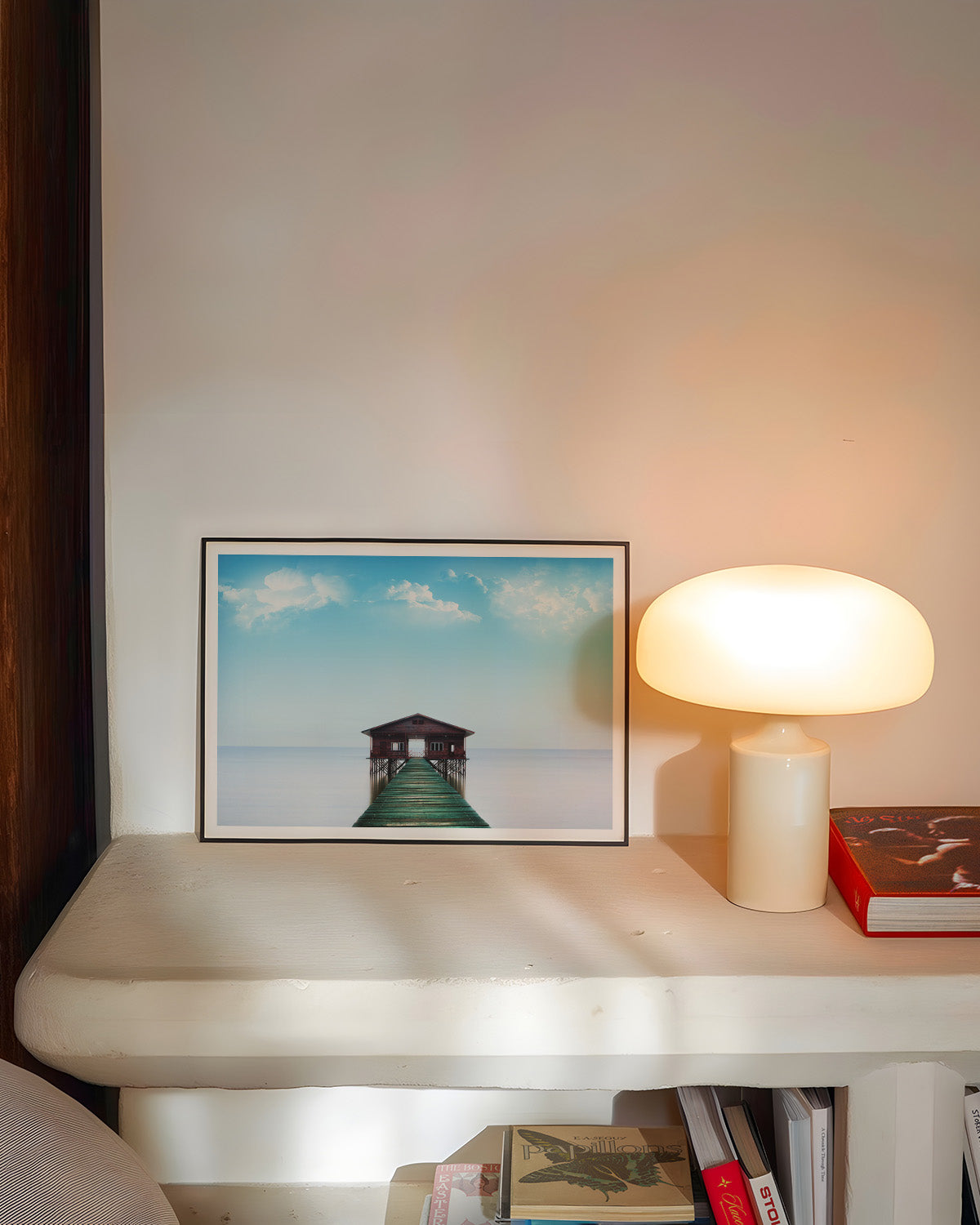 House in the ocean Poster – FineArt Wandbild, moderne Kunst & Fine Art Print von Spawnd, handgefertigt & Made in Germany