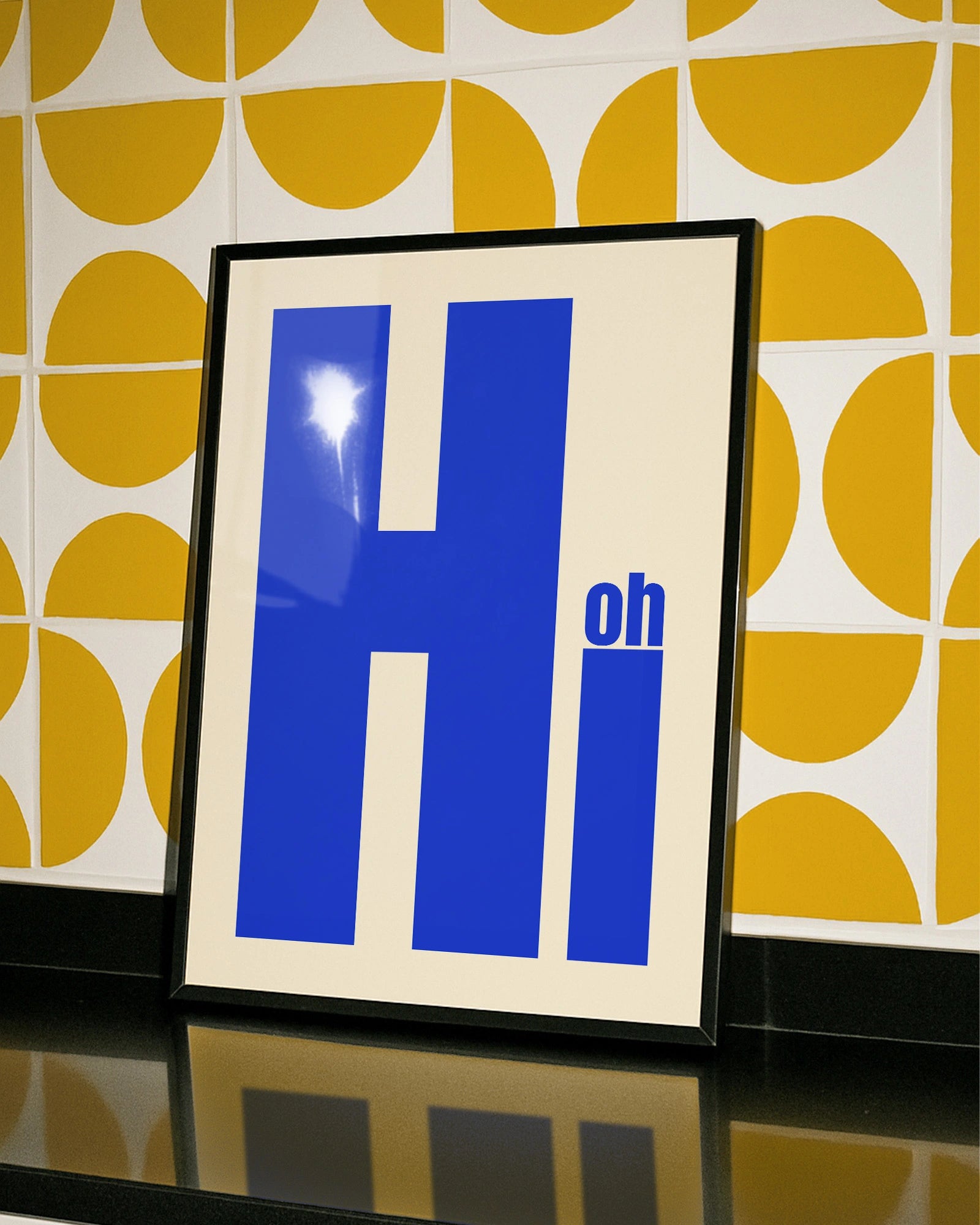 Oh, Hi Poster – FineArt Wandbild, moderne Kunst & Fine Art Print von Spawnd, handgefertigt & Made in Germany