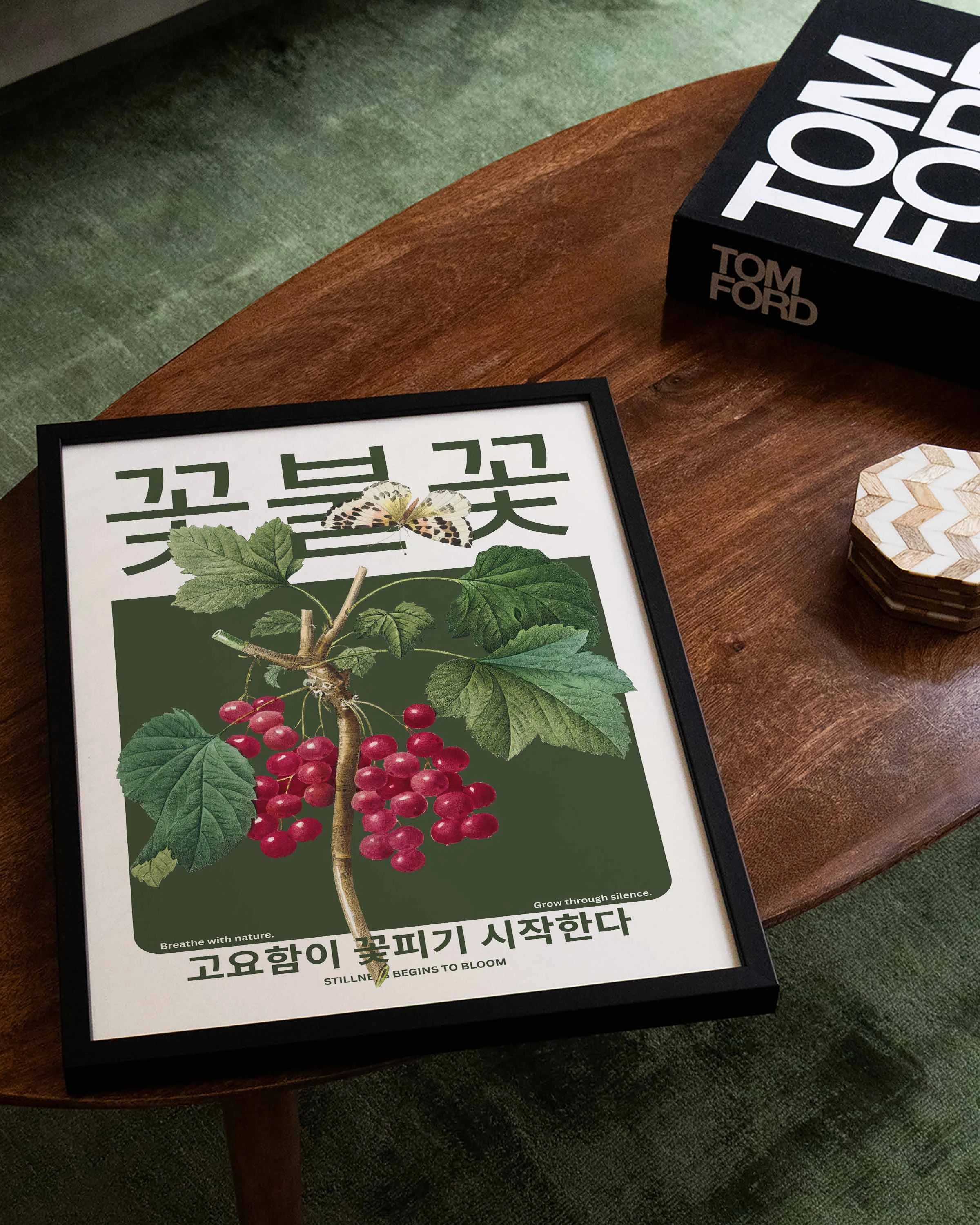 Silent Bloom Poster – FineArt Wandbild, moderne Kunst & Fine Art Print von Spawnd, handgefertigt & Made in Germany