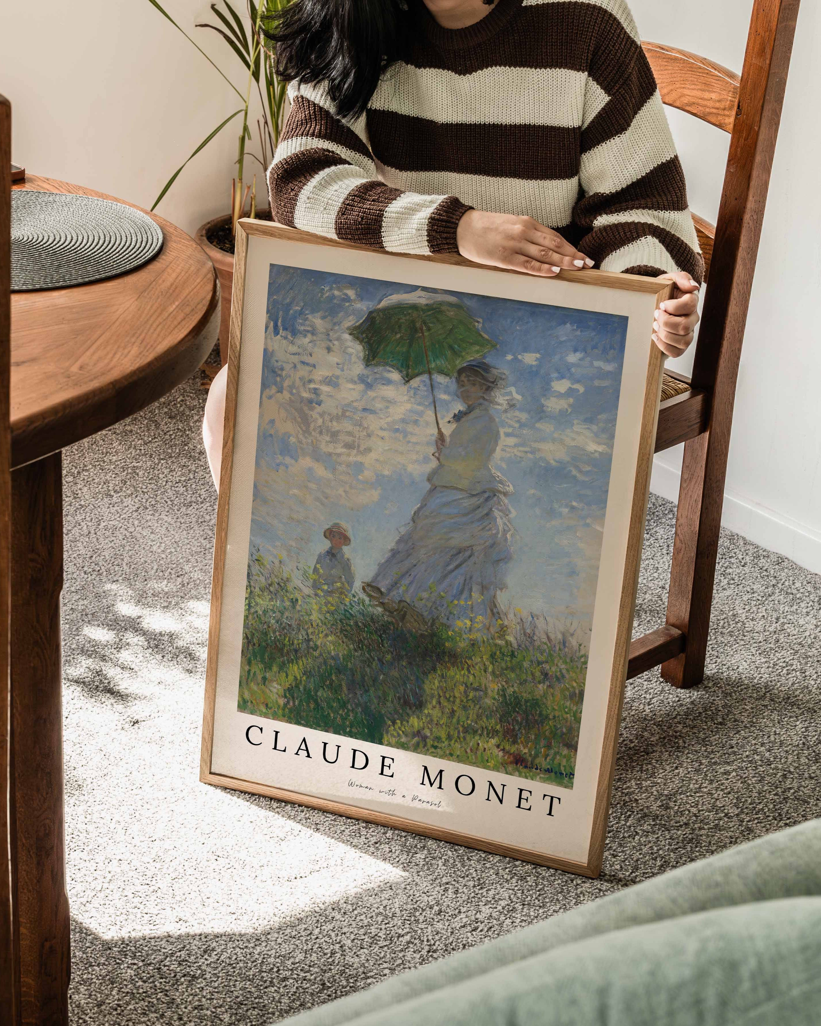 Woman with a Parasol Poster im Wohnzimmer – Fine Art Print – Spawnd